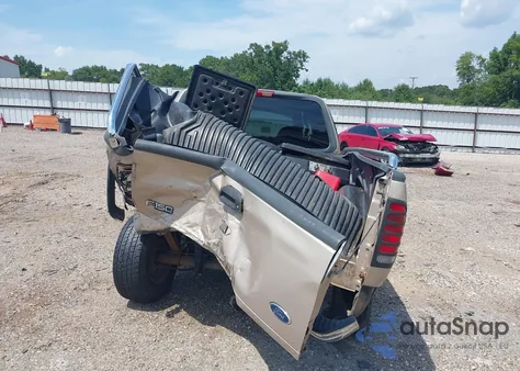 1998 Ford F-150 Lariat/Standard/Xl/Xlt from USA, damaged, VIN 1FTZX17W3WKC19311